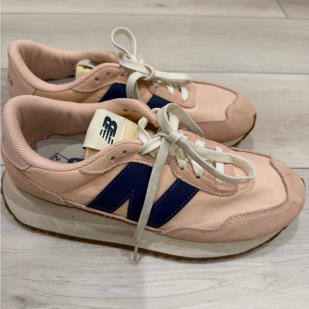 New Balance 237 - Picture 3 of 5
